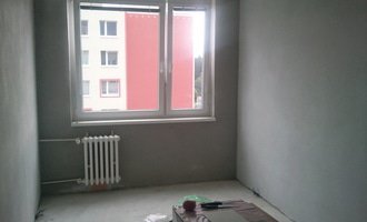 Renovace omítek v panelovém bytě 3+kk