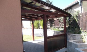 Pergola s polykarb. střechou