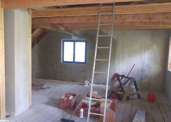 Betonování podlahy v pokroví 44m2