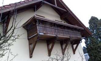 Dřevěný balkon do rodinného domu