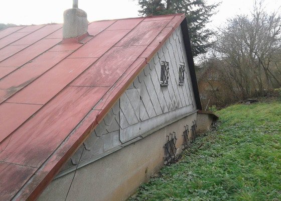 Rekonstrukce střechy s novou nadkrokevní izolací PIR