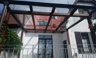 Pergola ke zdi domu