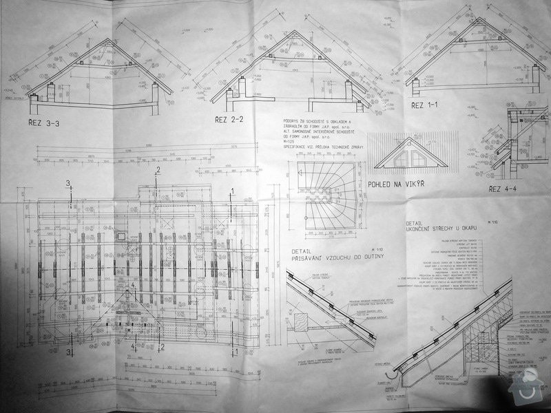 Stavba střechy rodinného domu: výkres krovu (detail)