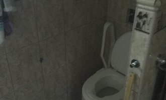 Rekonstrukce koupelen a WC ( 2x koupelna + 3x WC ) - stav před realizací