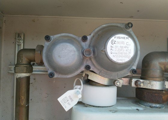 Únik plynu z RTP (regulátoru tlaku plynu)