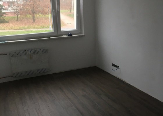 Pokládka Vinylové podlahy lepený Gerflor podlahová plocha 80 m2