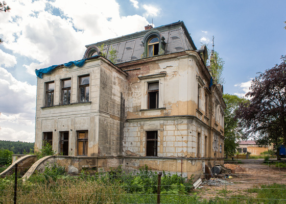 Rekonstrukce bytového domu v havarijním stavu