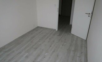 Rekonstrukce panelového bytu 2+kk, 43m2