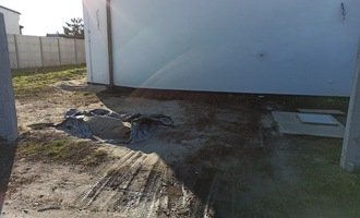 Betonová dlažba 100m2 - stav před realizací