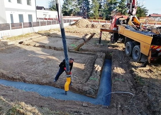 Výstavba základové desky o velikosti 150 m2 pro rodinný dům