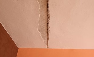 Oprava stropu - stav před realizací
