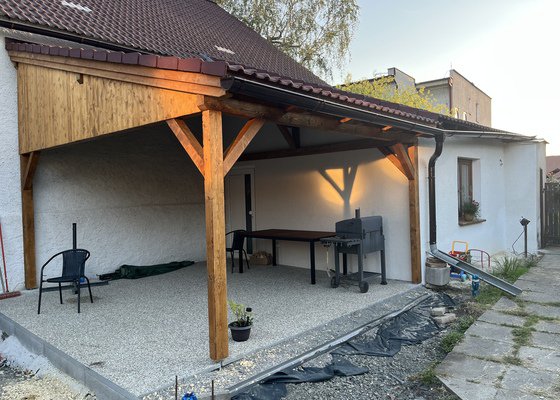 Dřevěná pergola