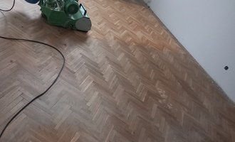 Renovace dřevěných parket