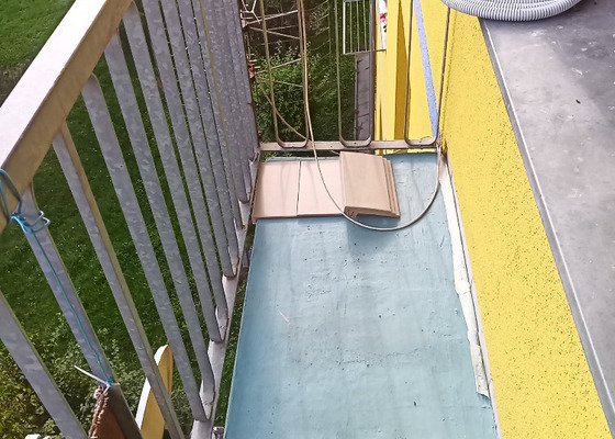 Vydláždění balkonu - stav před realizací