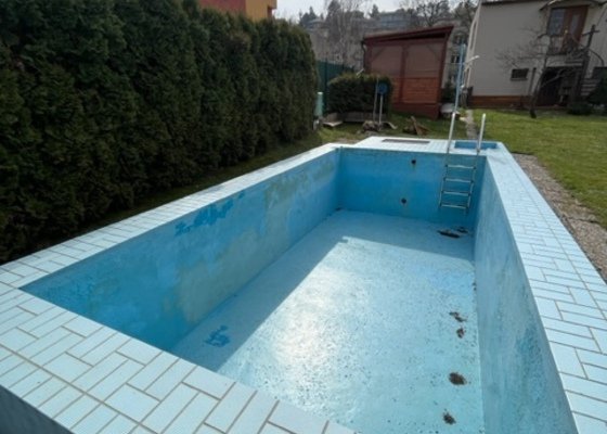 Oprava betónového bazénu