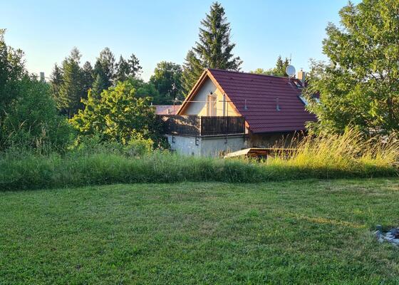 Úprava zahrady - upravit zarostlé Skalníky v mírném svahu, rozměr cca 15m x 4m