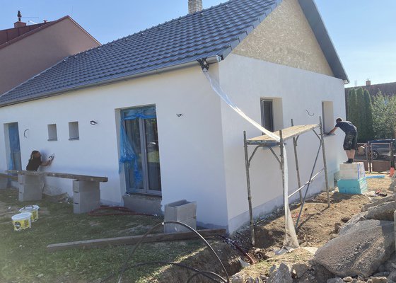 Natazeni lepidla a omitky cca 110m2