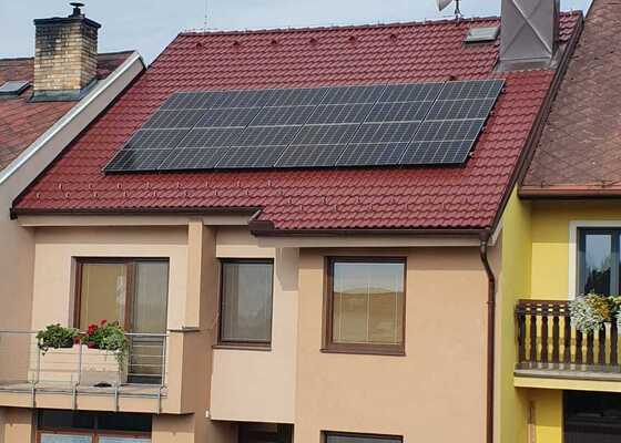 Instalace fotovoltaické elektrárny o výkonu 9,84 kWp