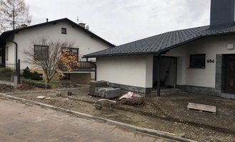 Kompletní realizace příjezdové cesty a parkovacího stání