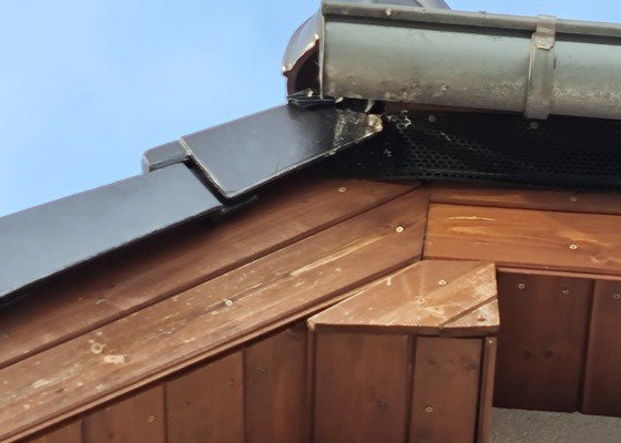 Úprava/oprava střechy a oprava podbití