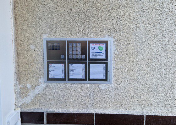 Domovní digitální zvonky pro domov seniorů Lázně Toušeň
