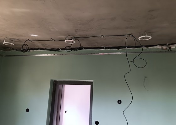Rekonstrukce chalupy - napínané stropy