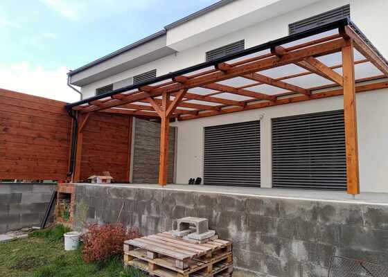 Dřevěná pergola 8x4 m