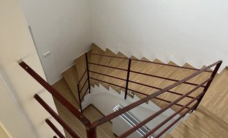 Renovace železného zábradlí - stav před realizací