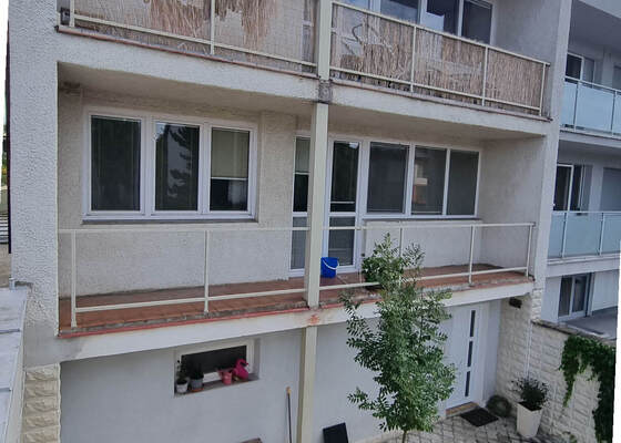 Zábradlí na balkon