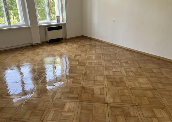 Renovace masivních dubových čtverců