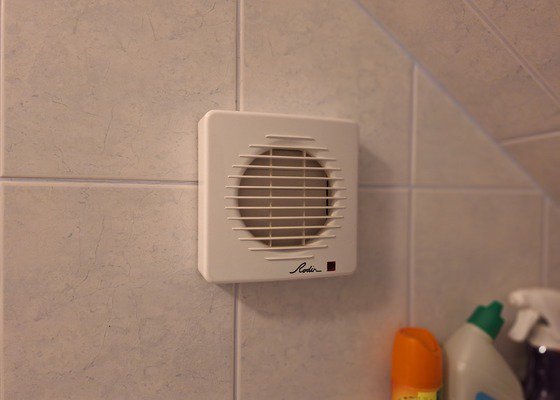 Oprava/výměna ventilátoru na wc - stav před realizací