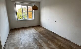 Renovace dřevěných parket - stav před realizací