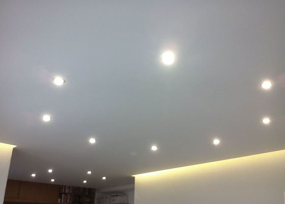 Sádrokartonové stropní podhledy s osvětlením